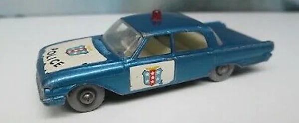 Matchbox Ford Fairlane Police Car – Gray Wheels