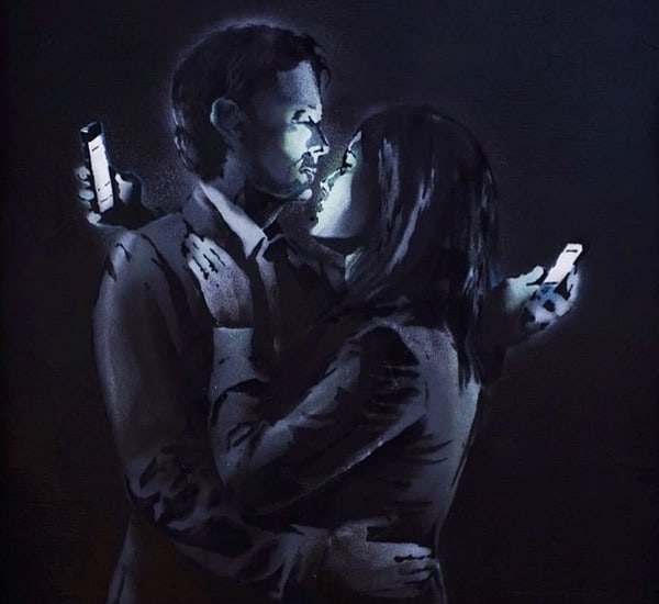  Banksy’s “Mobile Lovers”