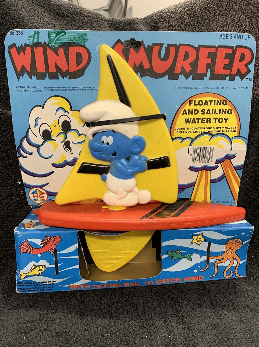 Vintage 1982 Smurfs Wind Smurfer Toy