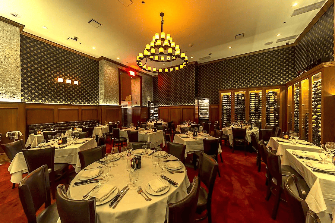 Royal 35 Steakhouse 