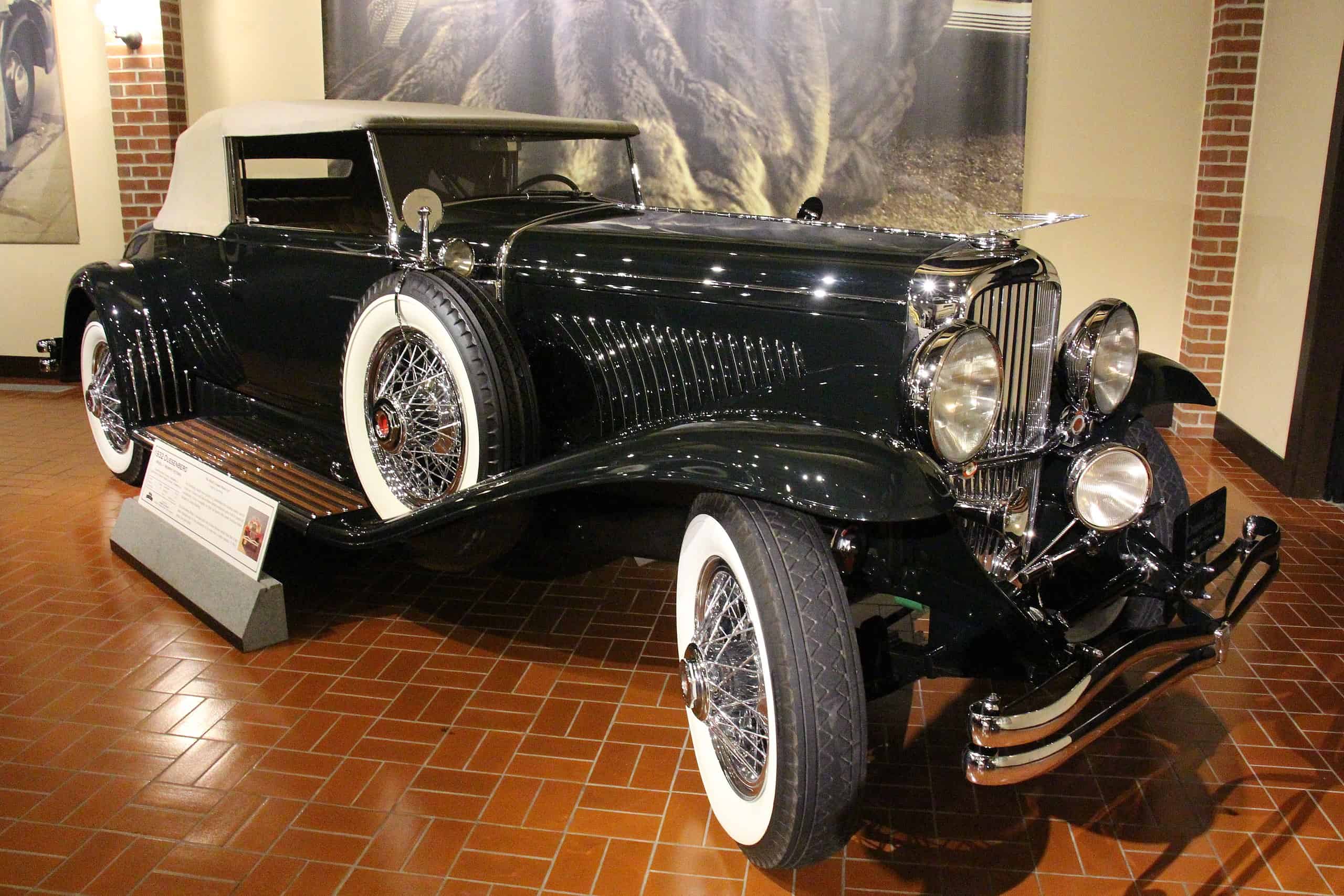 Duesenberg Model J 1928