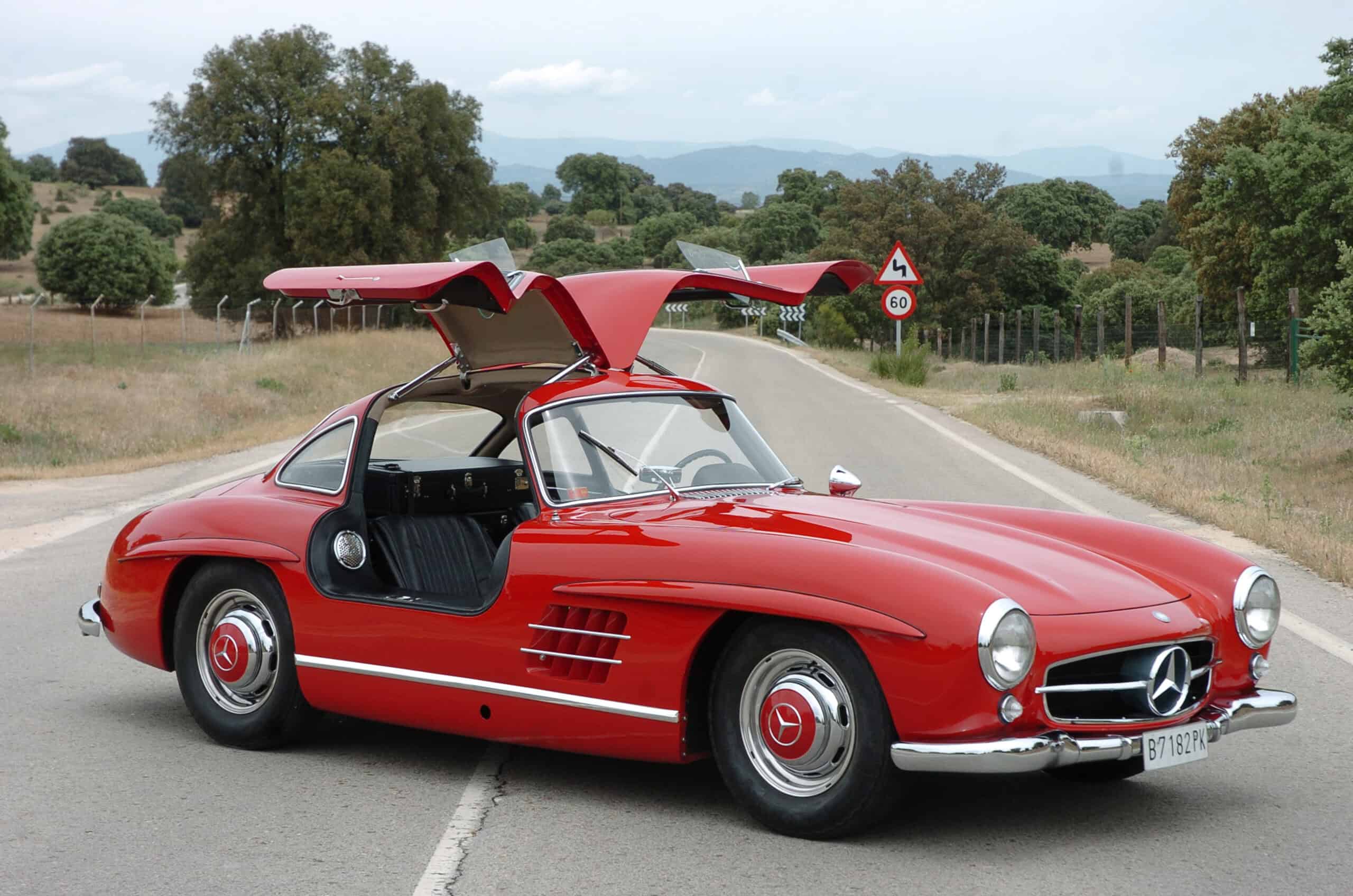 Mercedes-Benz 300 SL Gullwing (1954-1957)