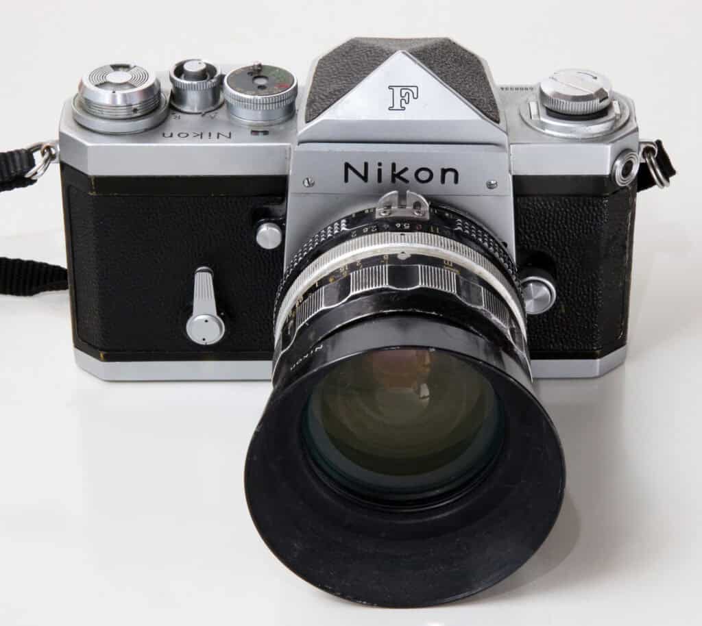 Nikon F