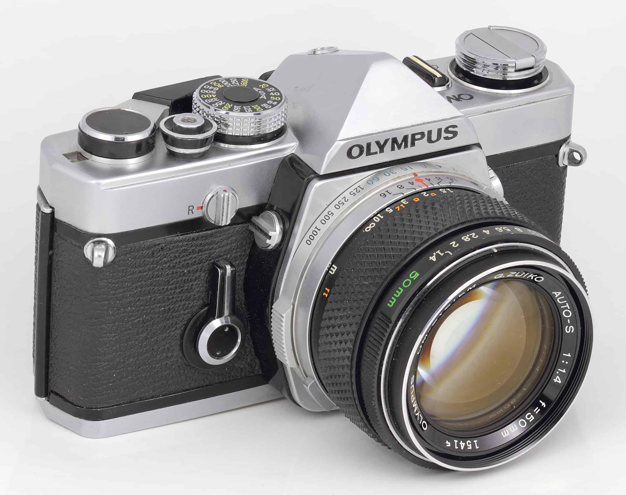 Olympus OM-1