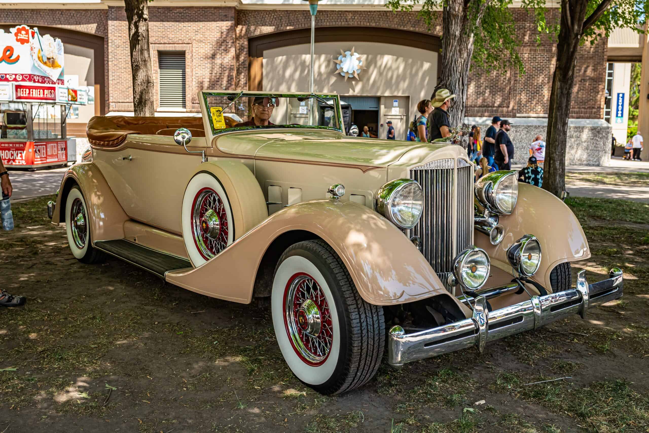 Packard Twelve 1933