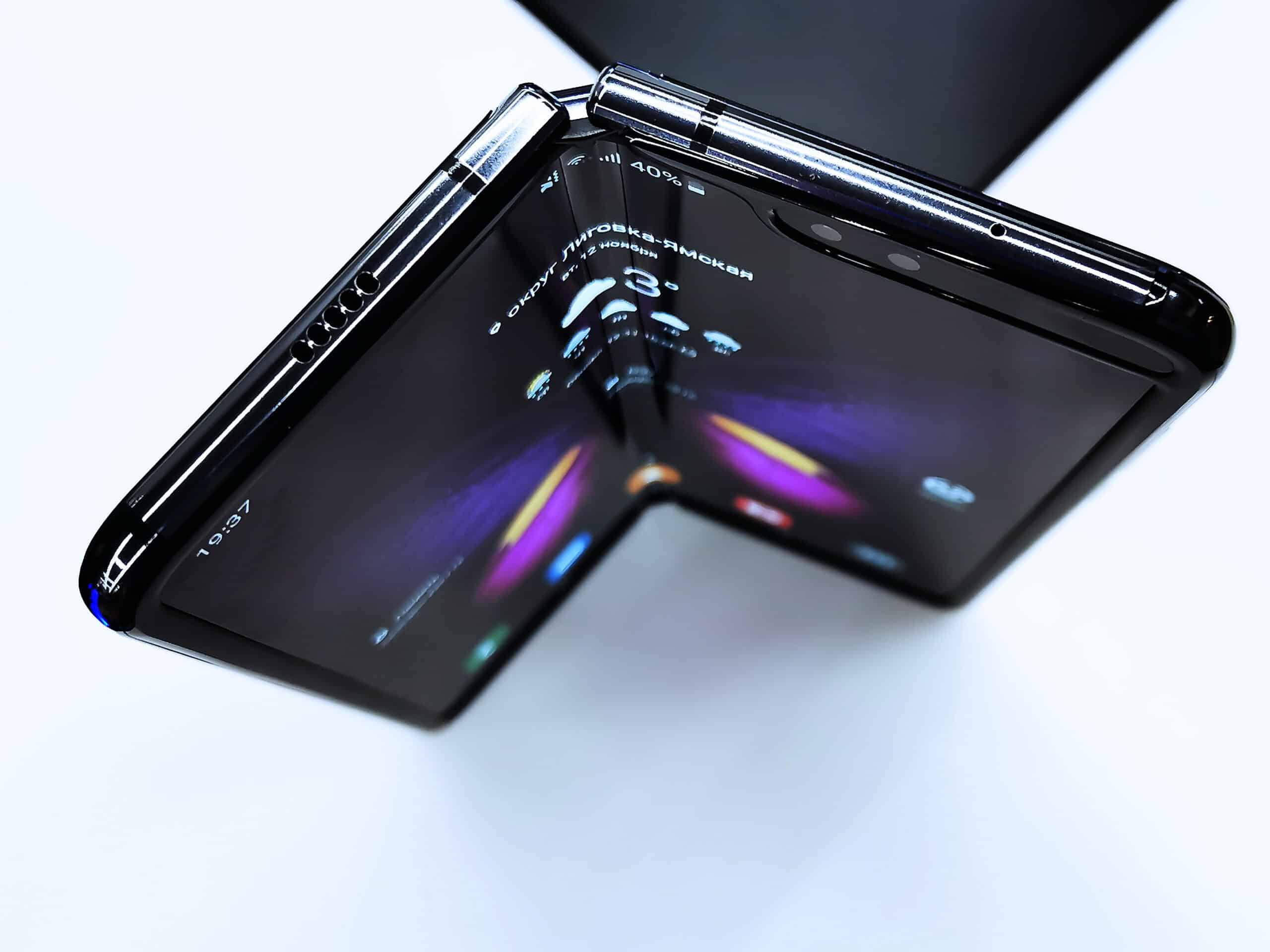 Samsung Galaxy Fold (2019)