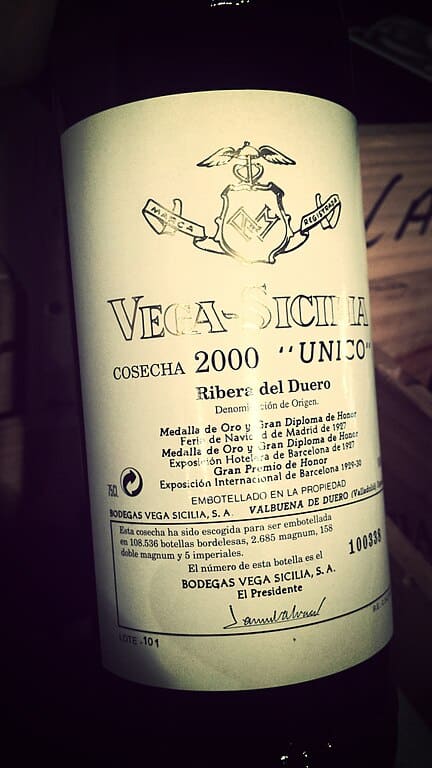 Vega Sicilia wine