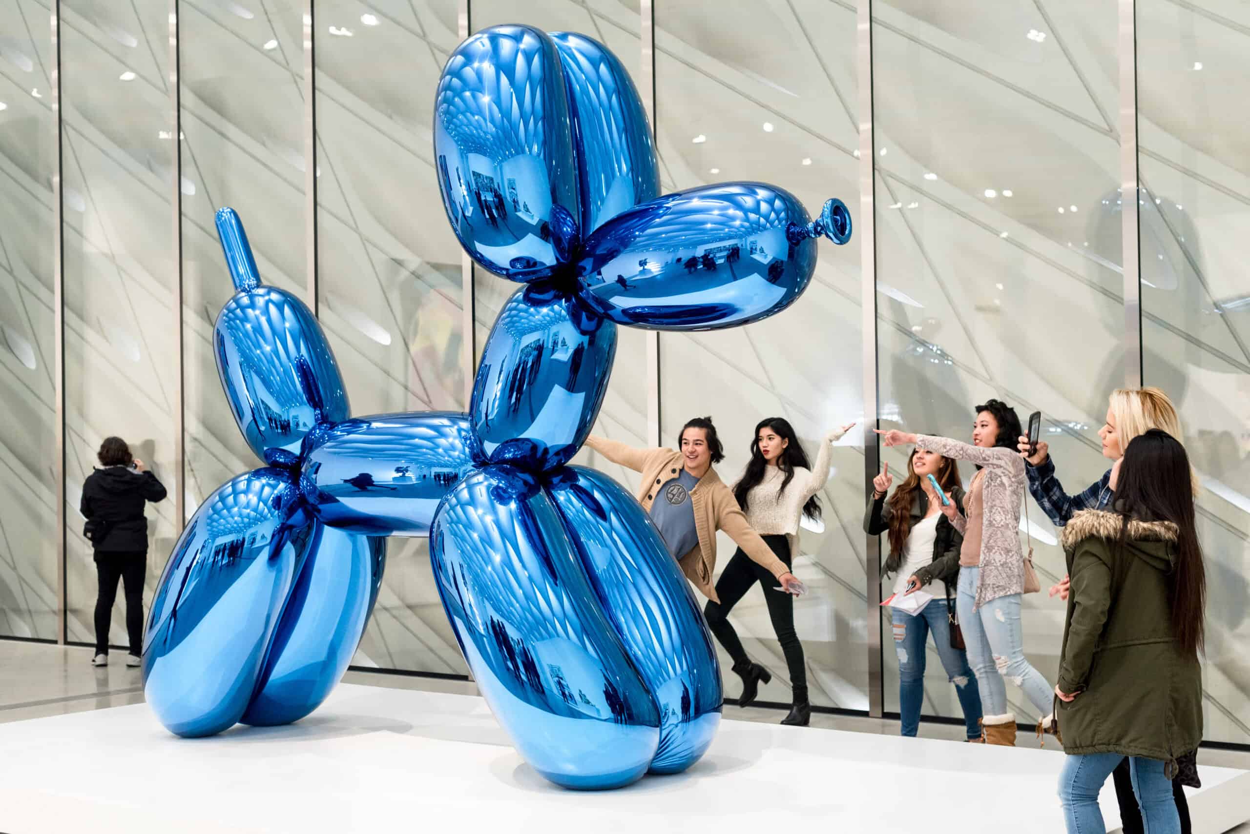 Jeff Koons' Balloon Dog