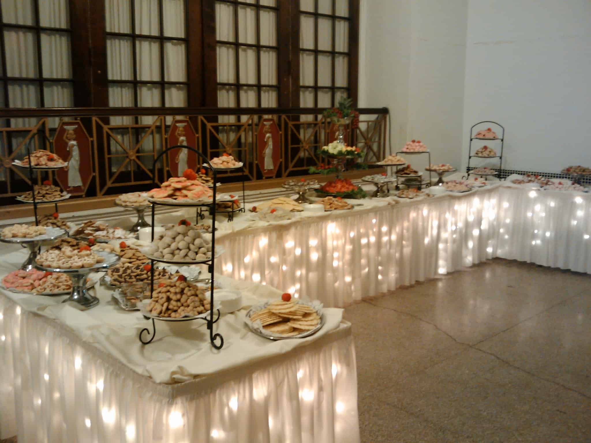 cookie table wedding