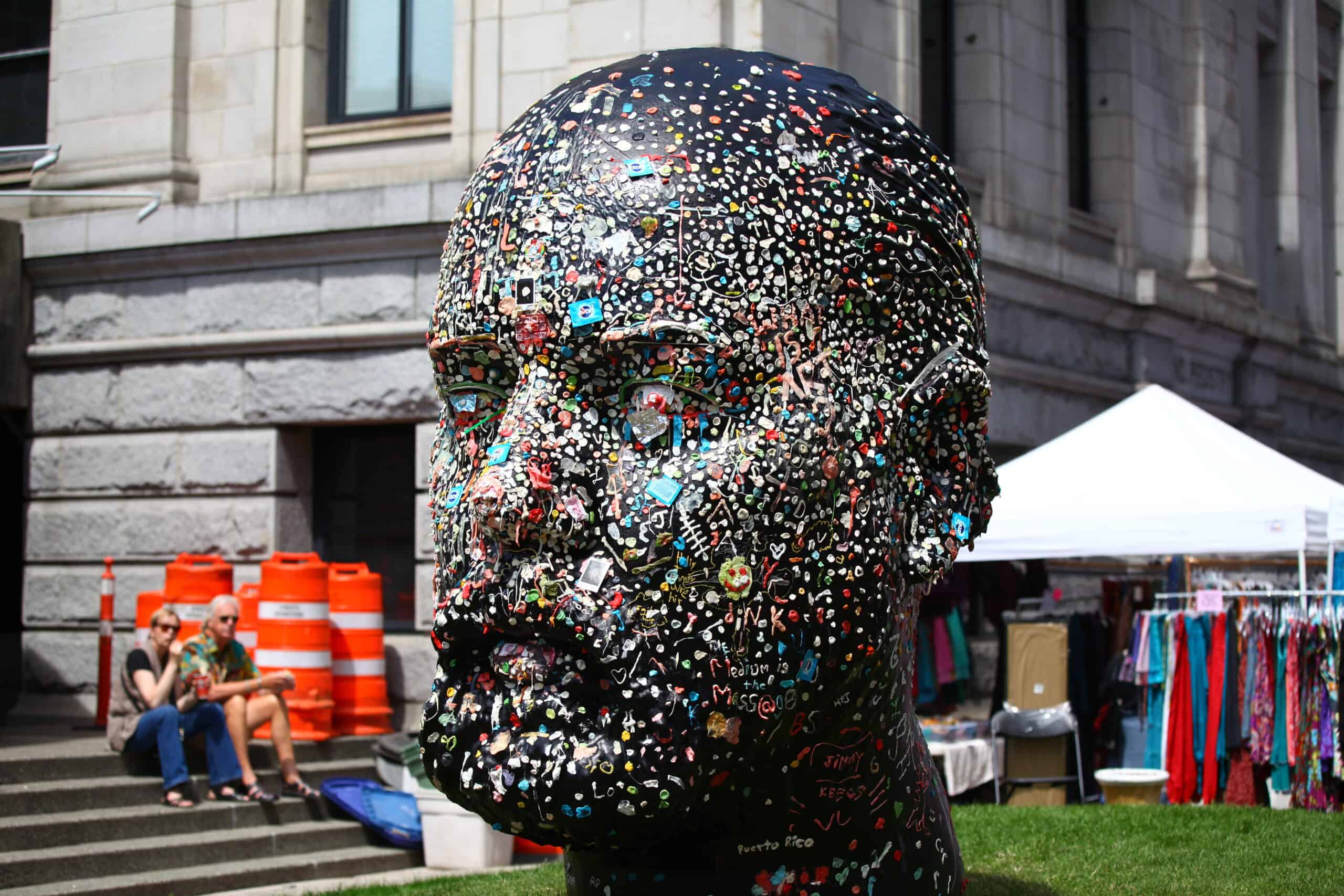 Chewing gum sculpture