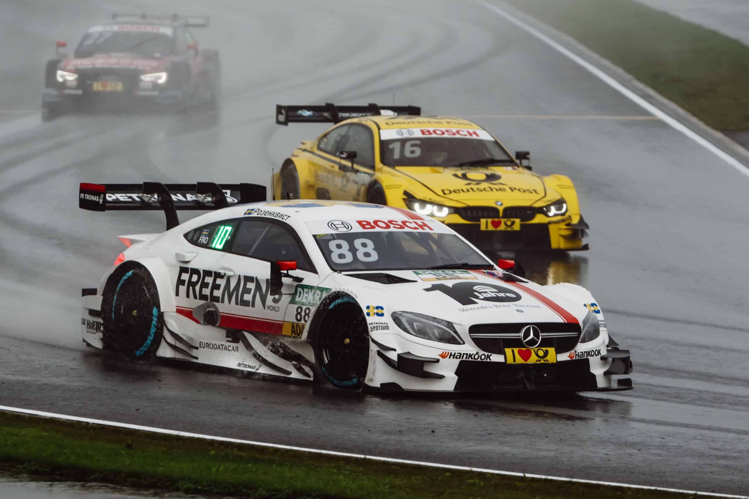 DTM (Deutsche Tourenwagen Masters)