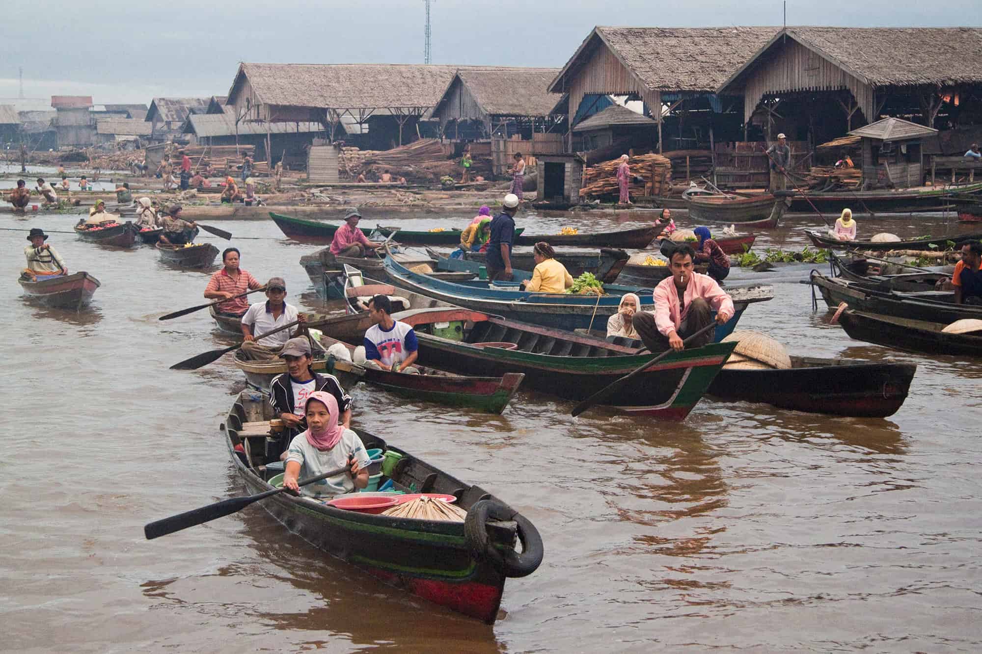 Muara Kuin Floating Market, Indonesia