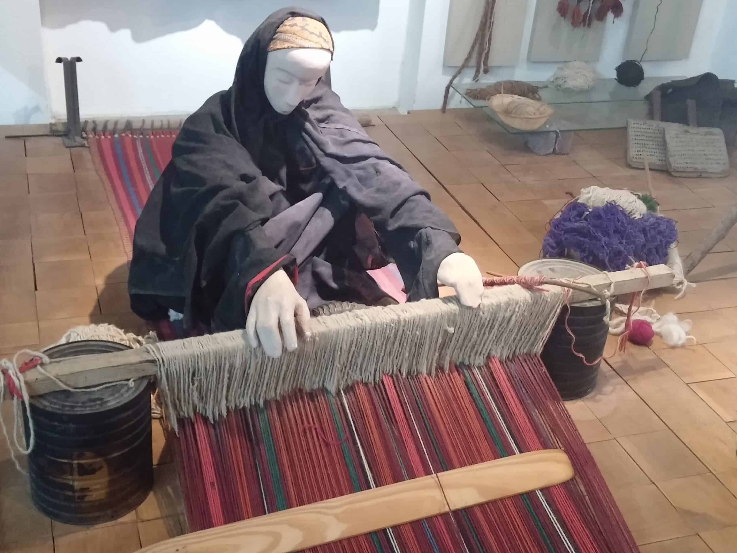 Sadu Weaving (Bedouin Textiles)