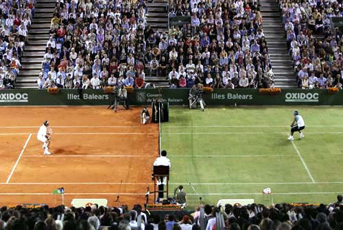 2007 Wimbledon Final – Hawkeye Line-Call Controversy (Federer vs. Nadal)