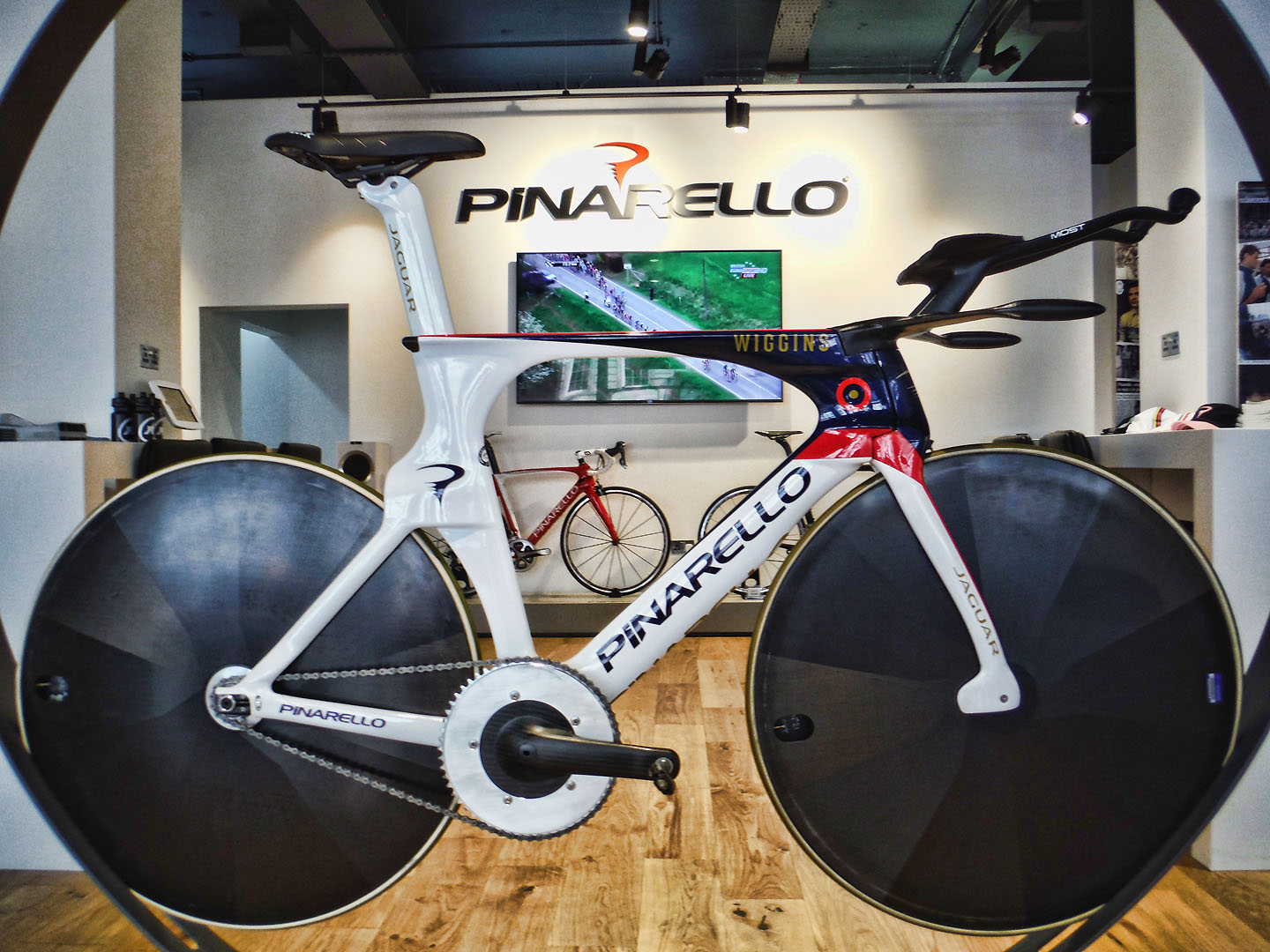 Bradley Wiggins' Pinarello Bolide TT Bike