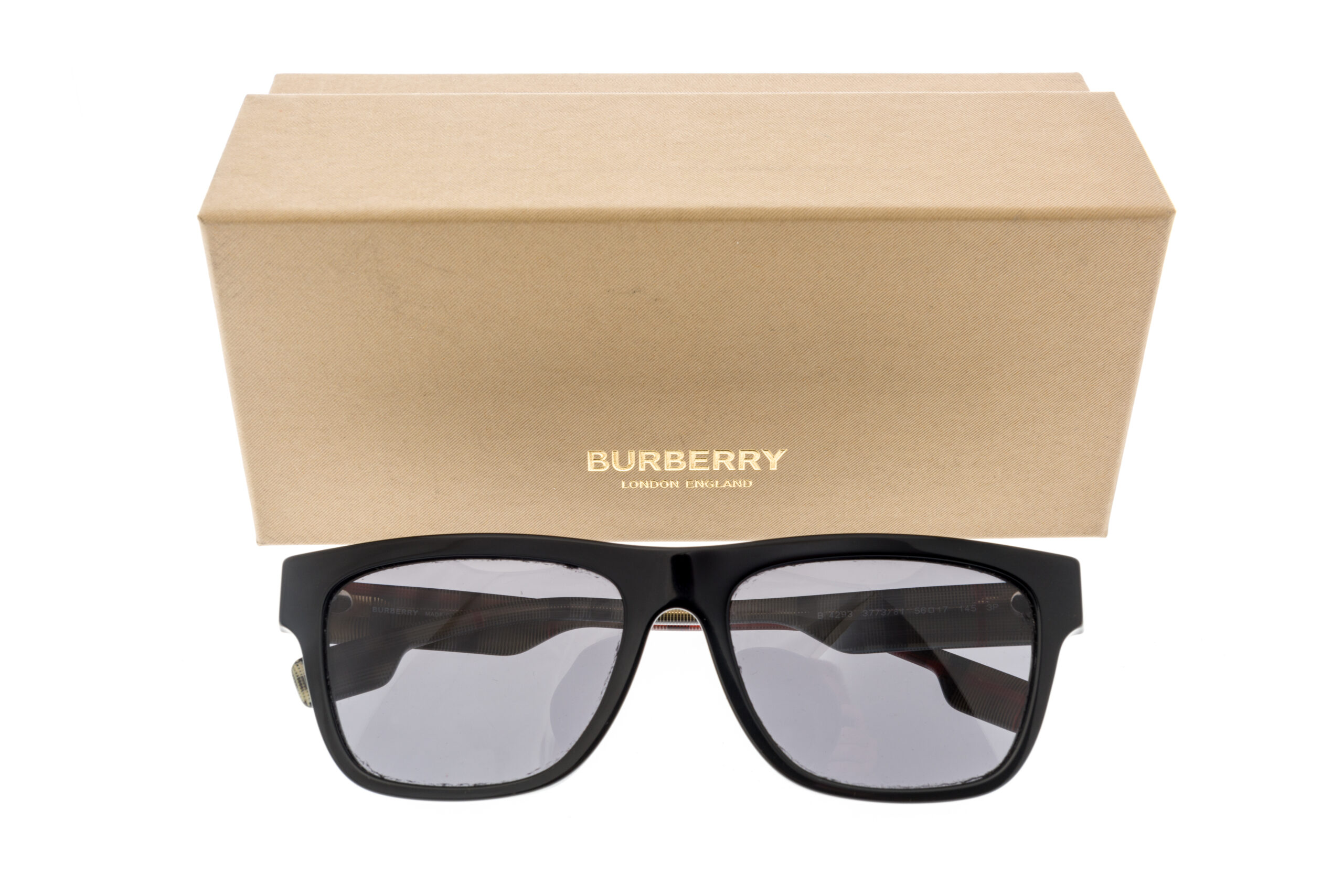 Burberry sunglass