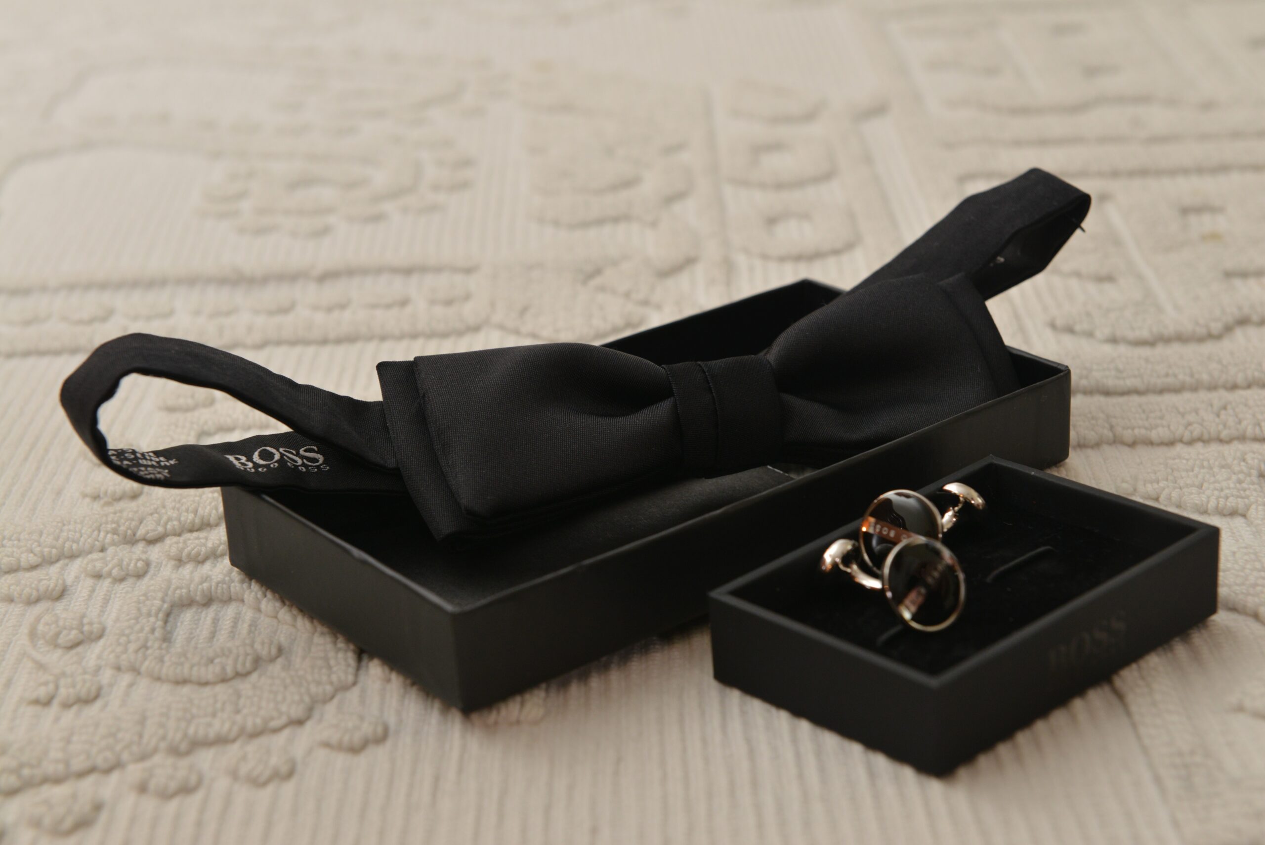 hugo boss cufflink