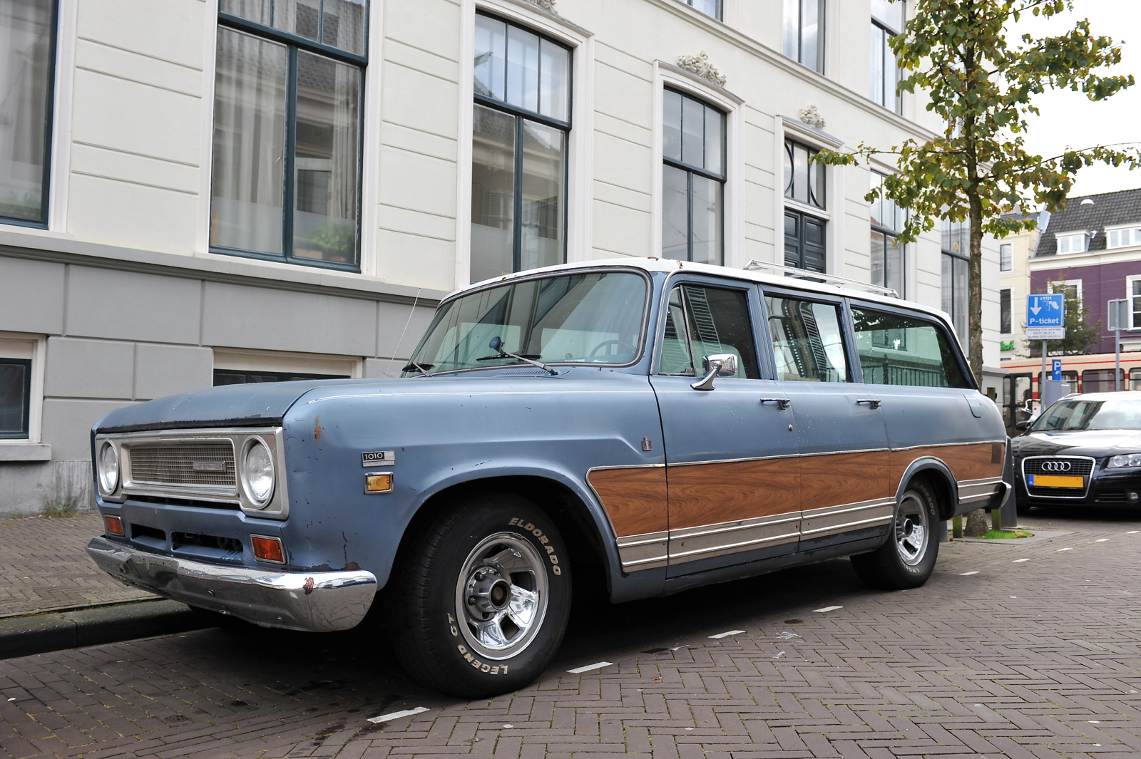 International Harvester Travelall