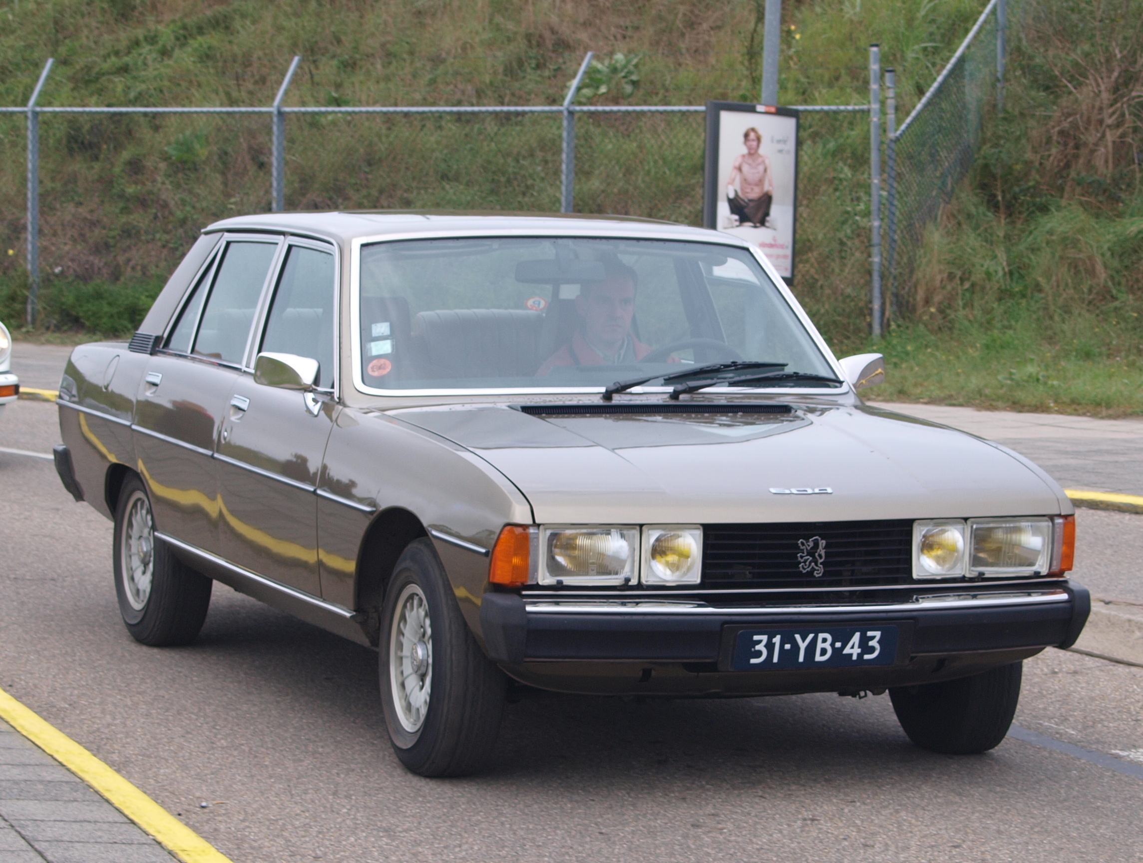 Peugeot 604