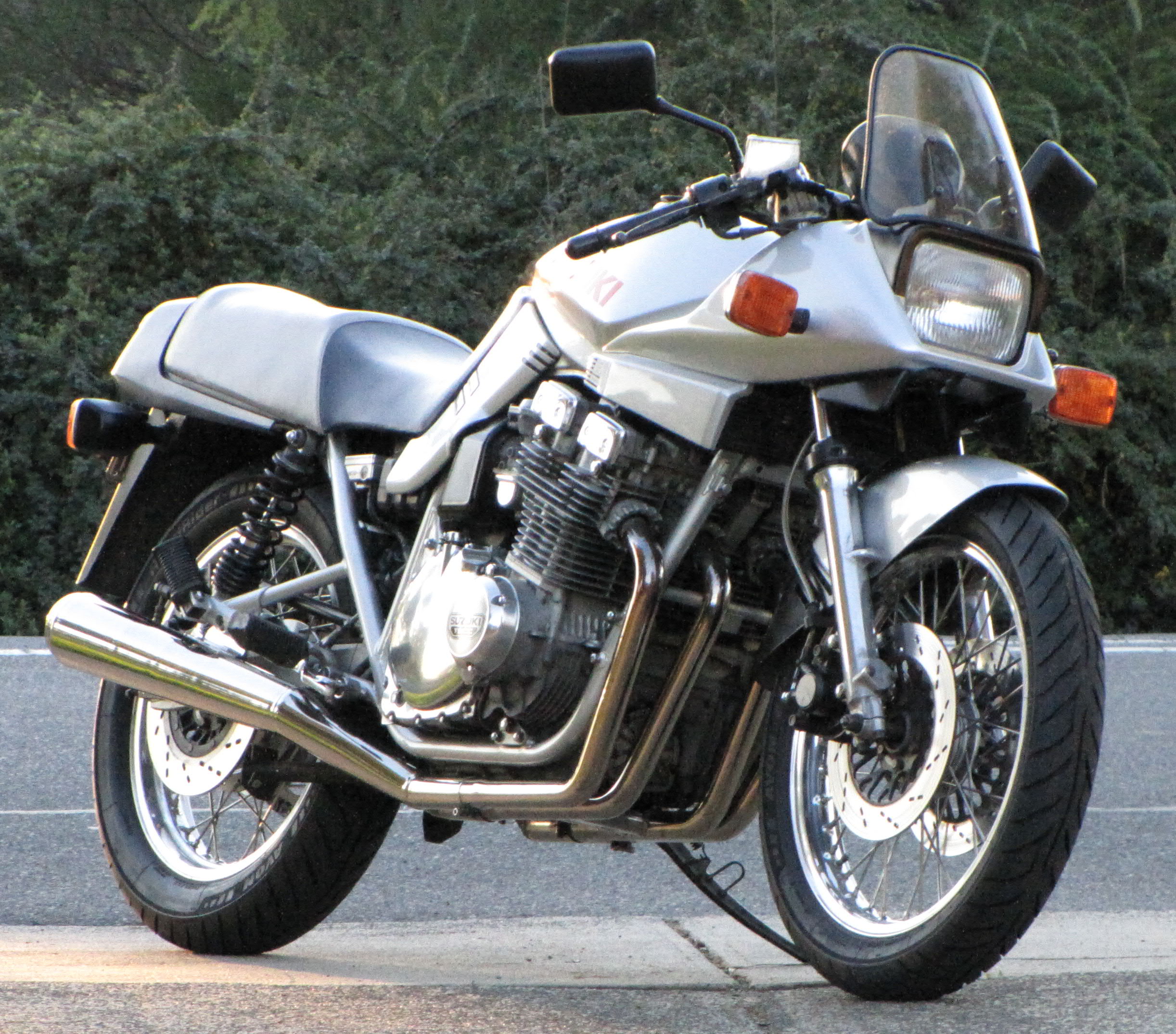 Suzuki Katana 1100