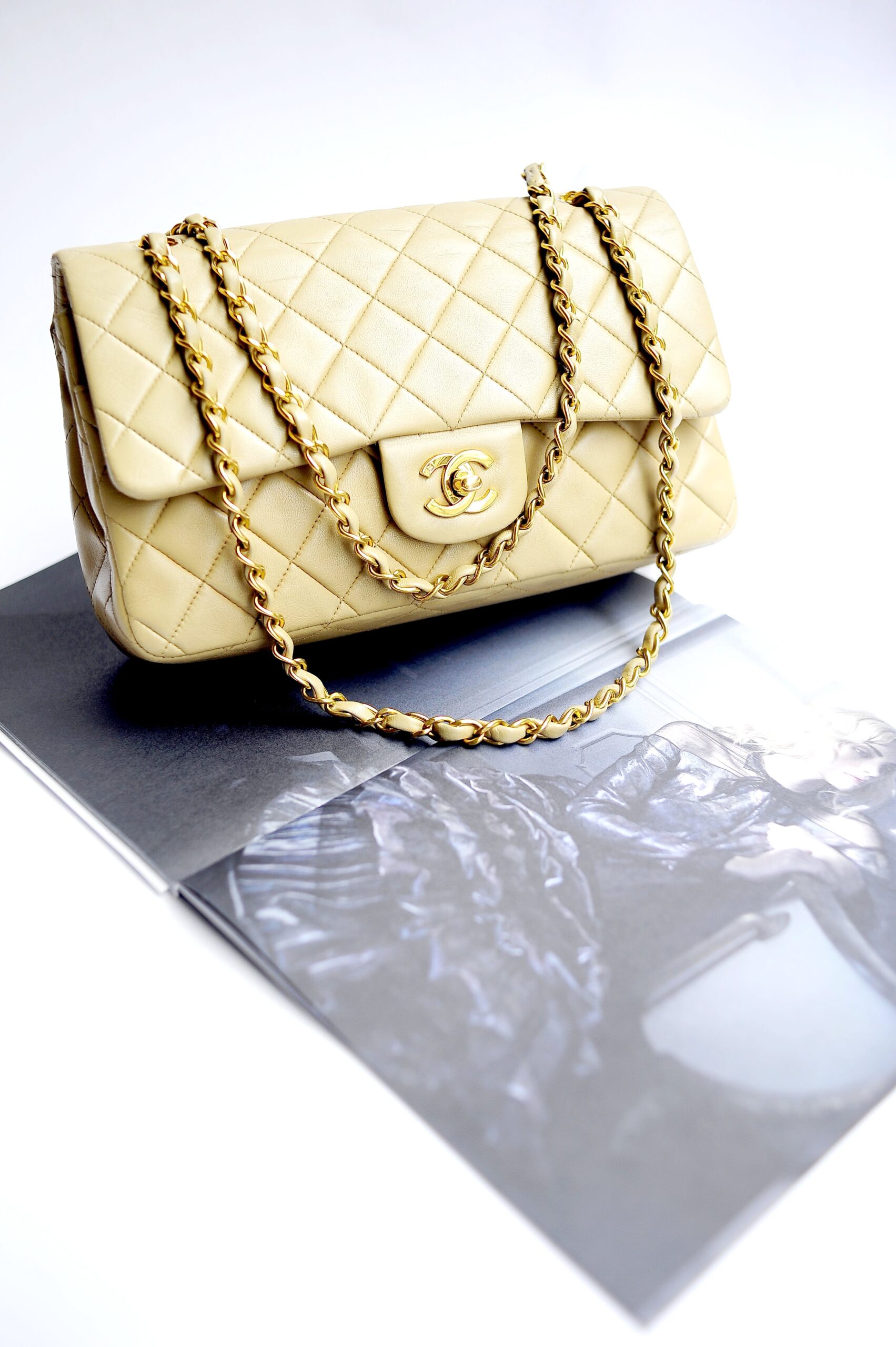 Chanel 2.55 Handbag