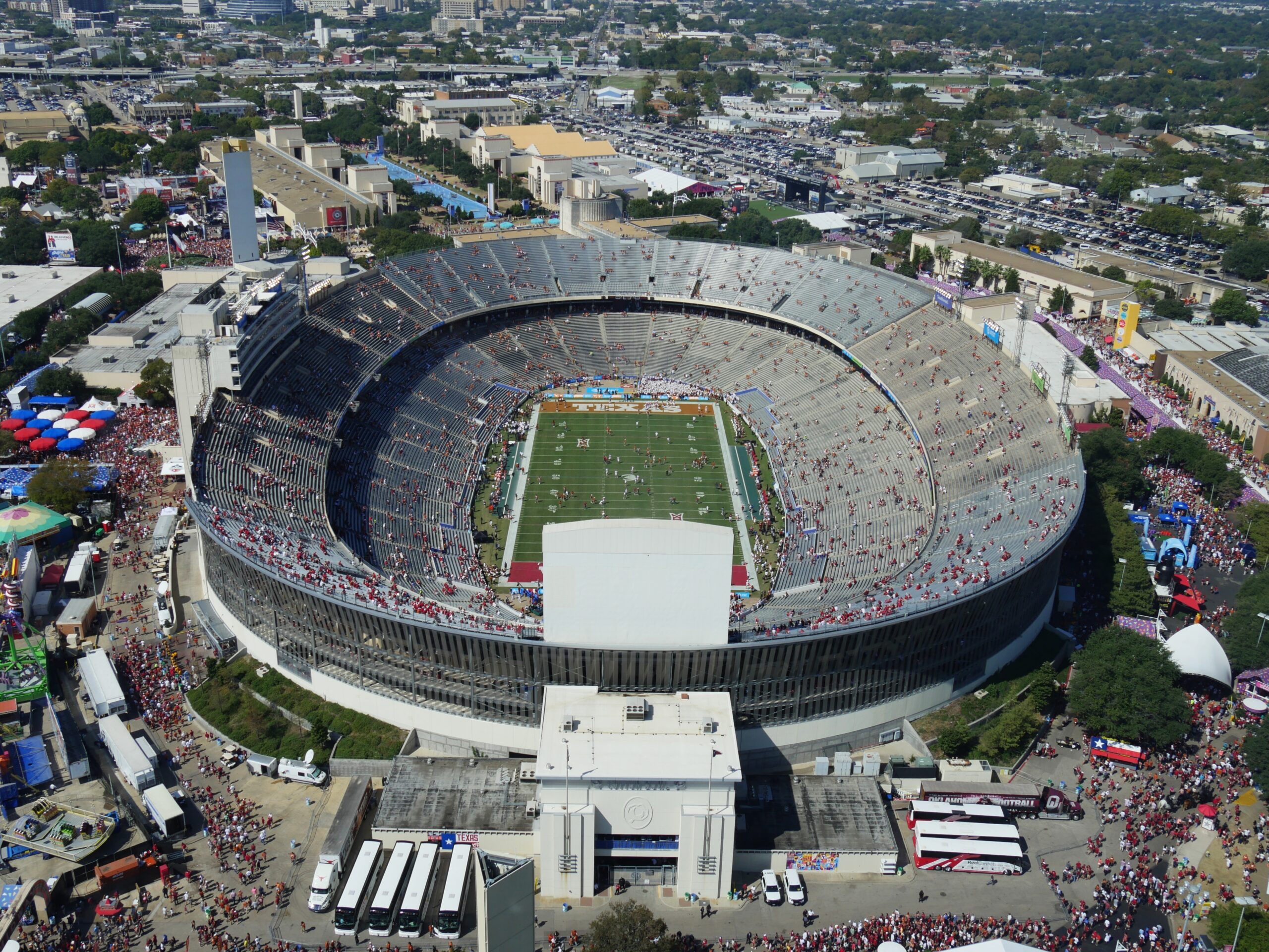 Cotton Bowl – Dallas (used by multiple teams)