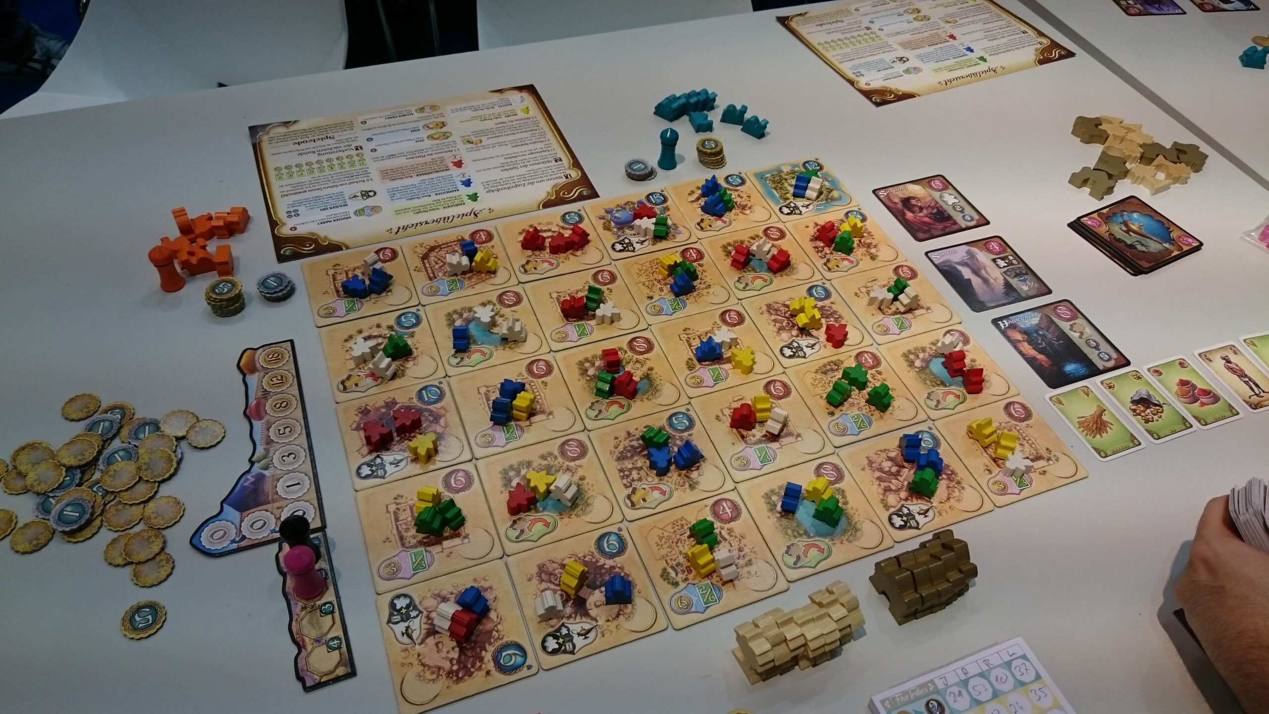 Five Tribes board game