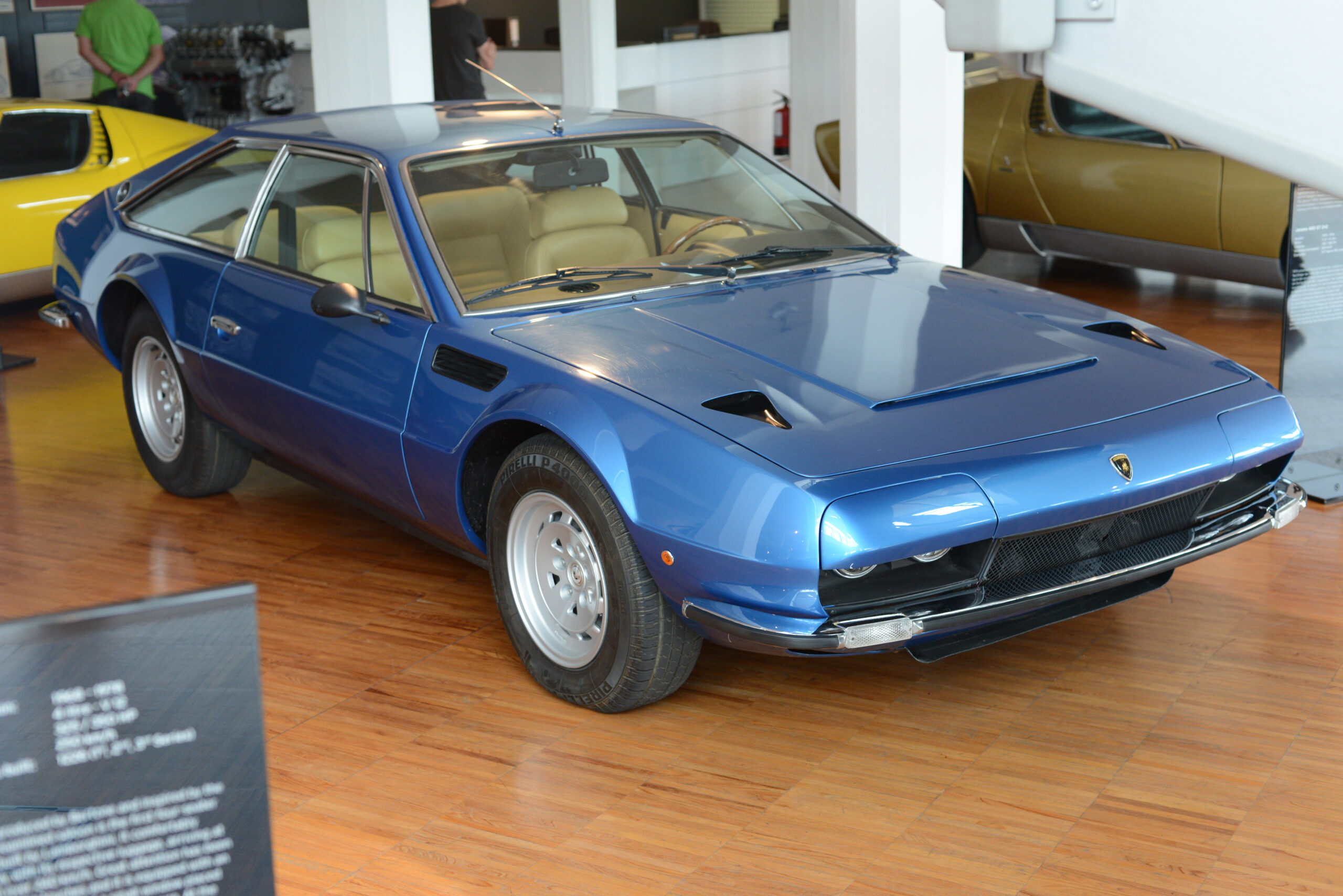 Lamborghini Jarama