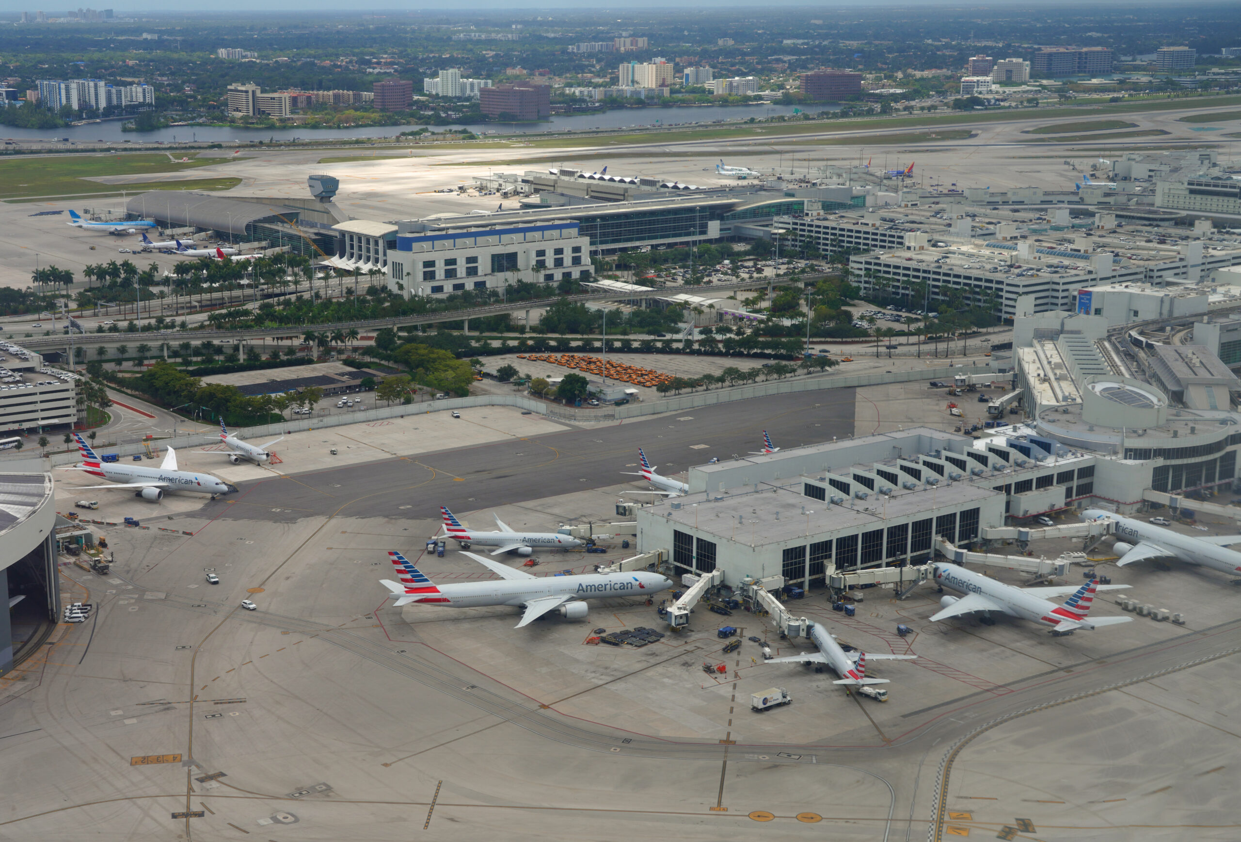 Miami International Airport (MIA)