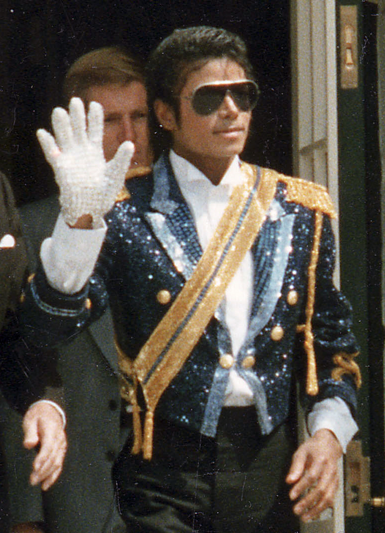 Michael Jackson’s Original White Glove (Pre-Crystal Version)