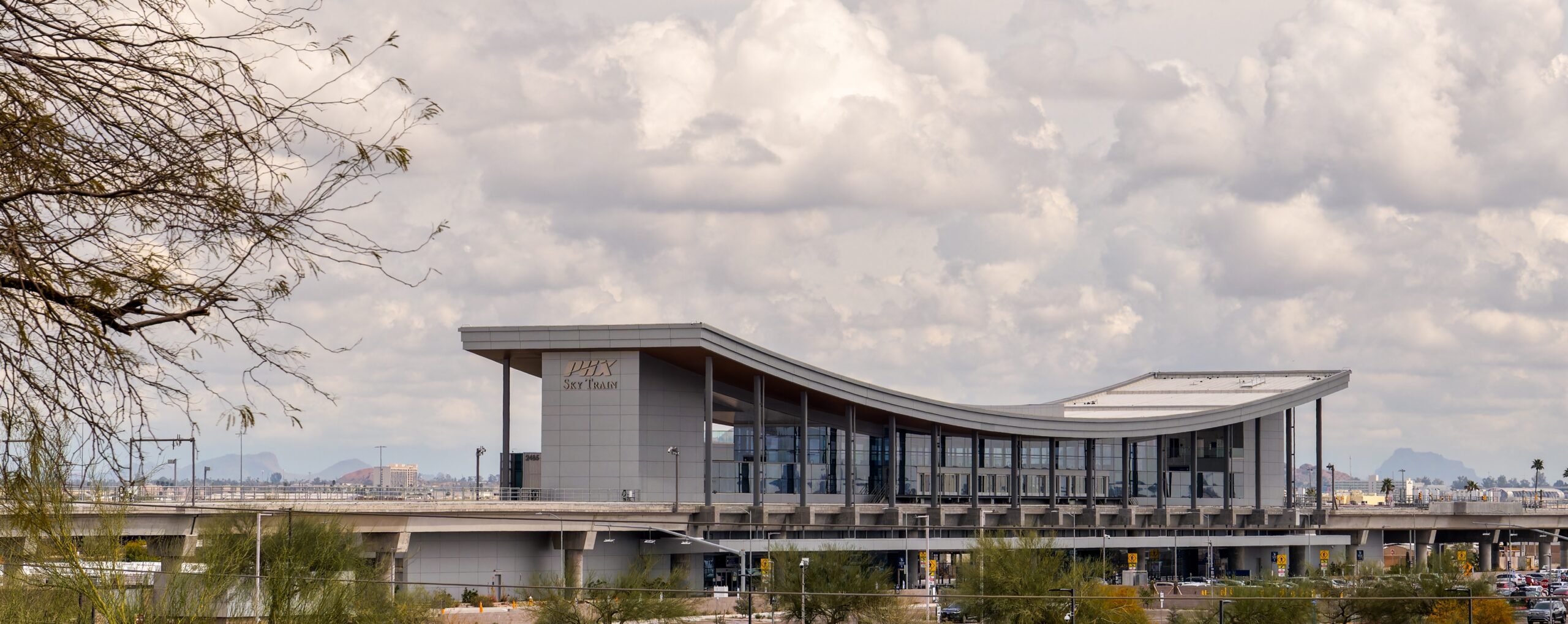 Phoenix Sky Harbor International Airport (PHX)