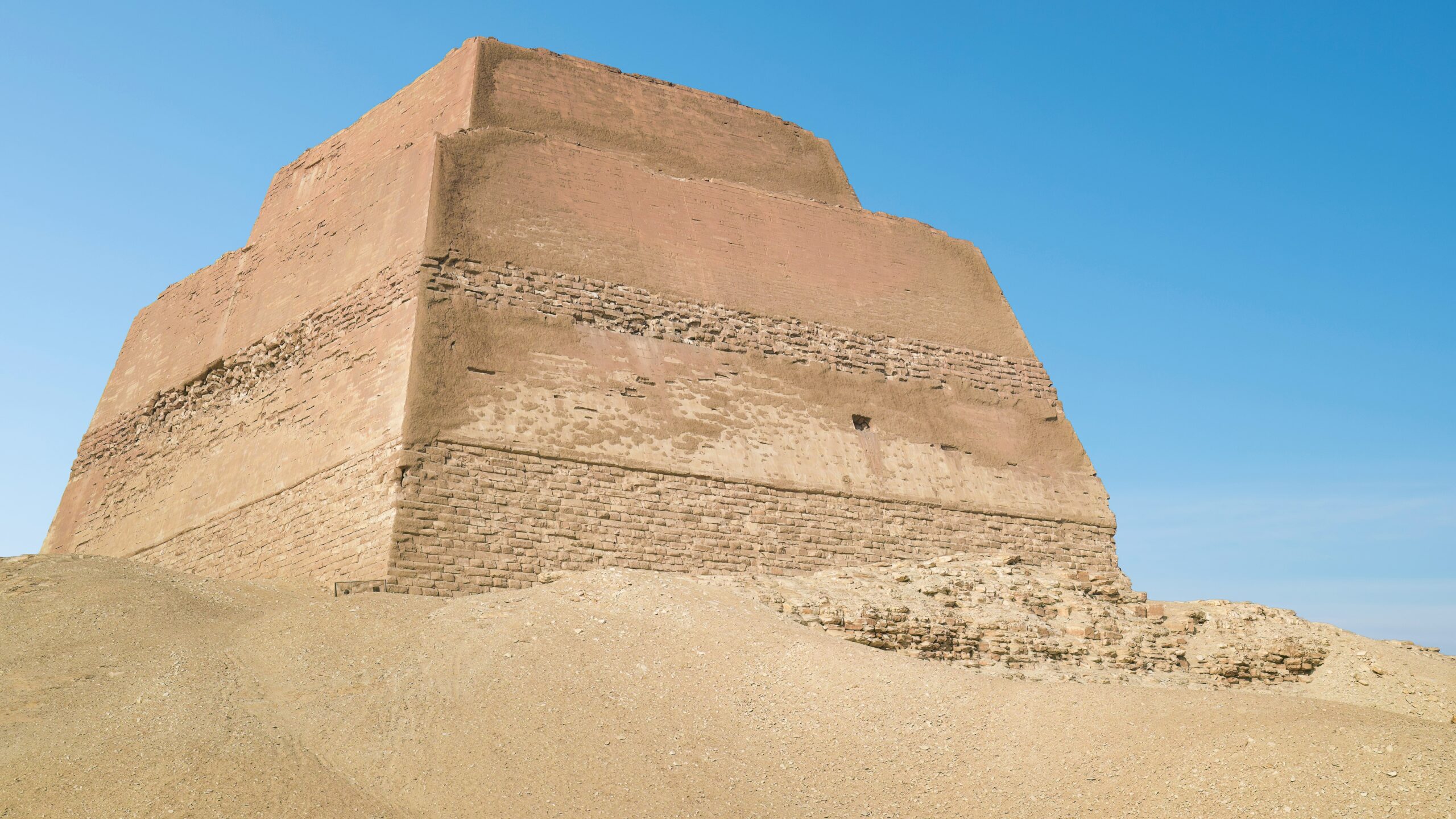 Pyramid of Meidum (Egypt)