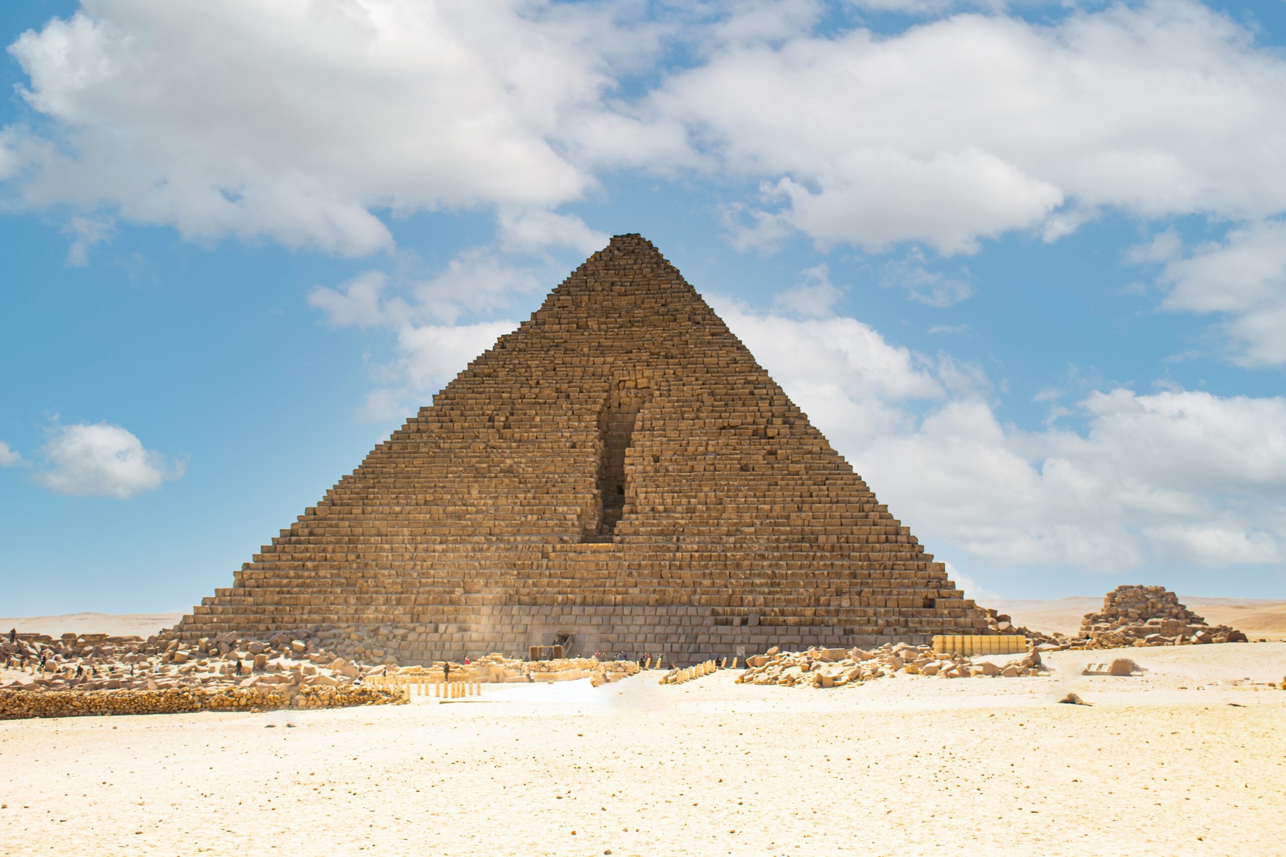 Pyramid of Menkaure (Egypt)