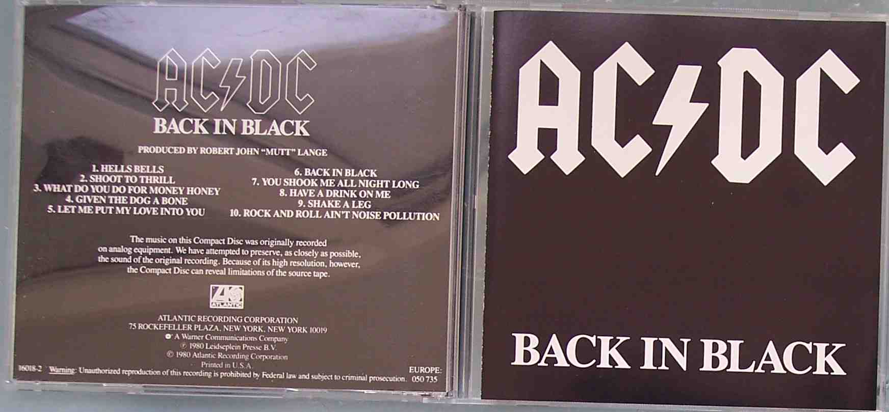 AC/DC – Back in Black