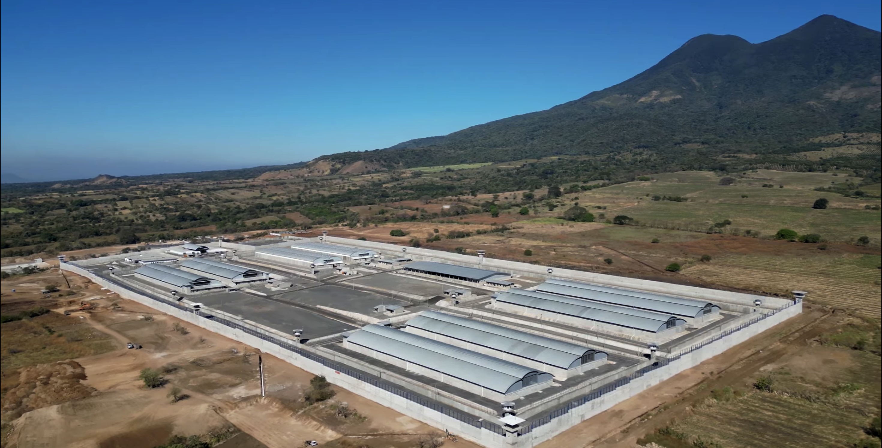 Center for the Confinement of Terrorism, El Salvador