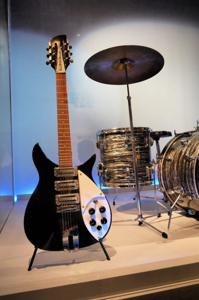 John Lennon's Rickenbacker 325 (Lost 1963 Model)