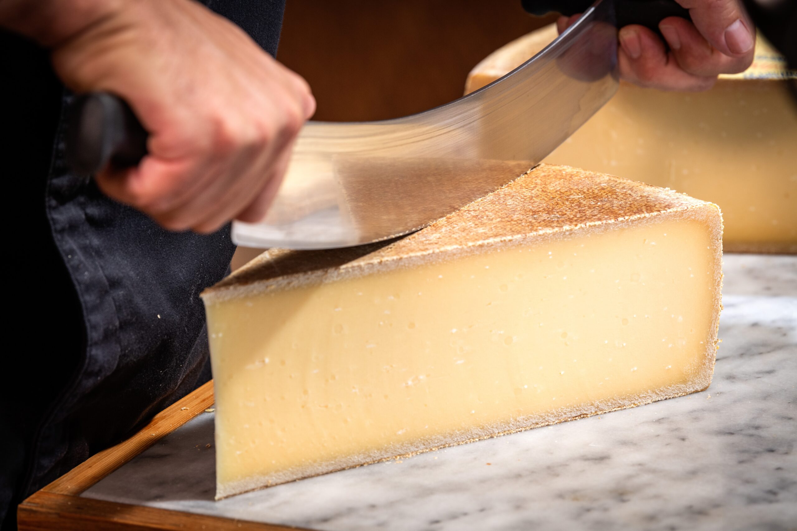 gruyère cheese (switzerland)